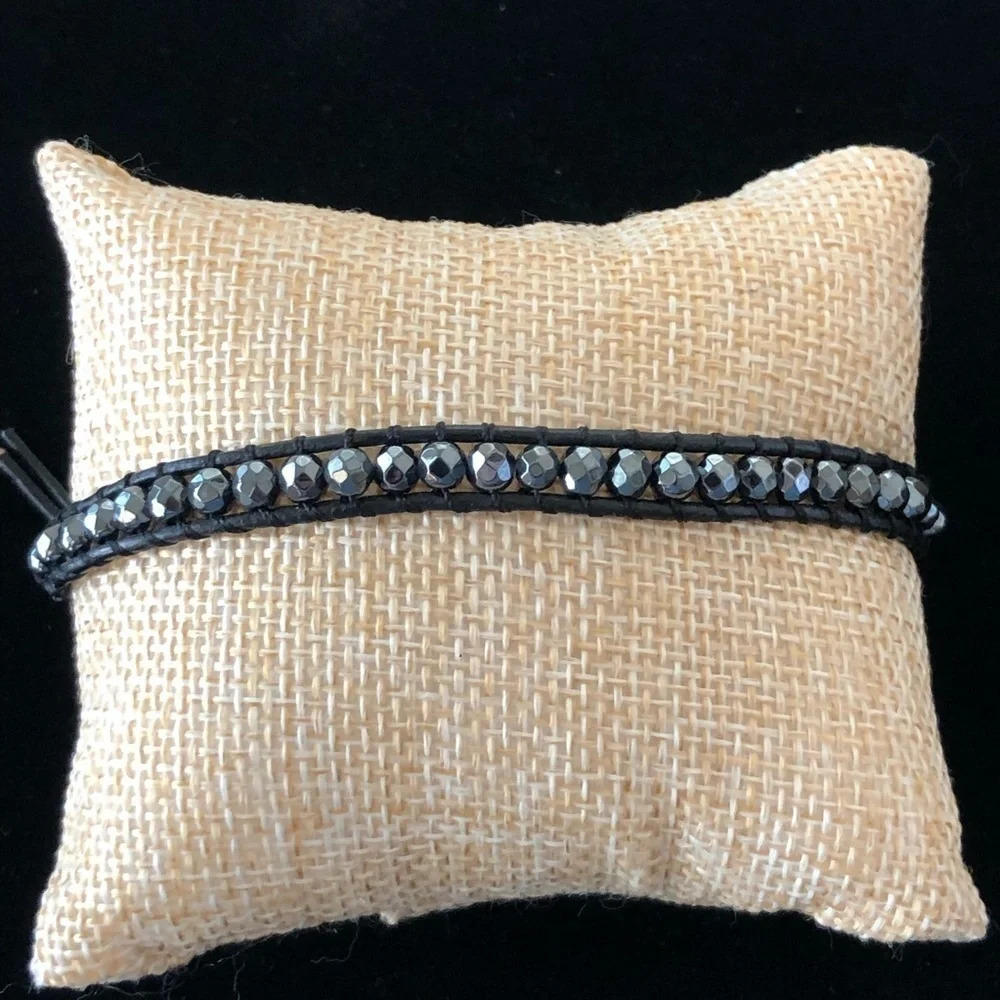 Lulu Dharma Black Gray Iridescent Crystal Wrap Bracelet Fashion Jewelry‎ Grey